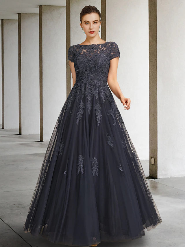 Luolandi Ball Gown Mother of the Bride Dress Luxurious Elegant Jewel Neck Floor Length Lace Tulle Short Sleeve with Crystals Appliques Ball Gown Mother of the Bride Dress Luxurious Elegant Jewel Neck Floor Length Lace Tulle Short Sleeve