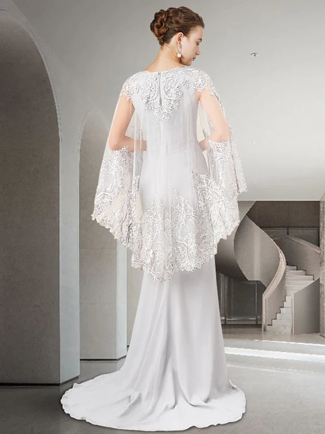 Luolandi Sheath / Column Mother of the Bride Dress Luxurious Elegant V Neck Sweep / Brush Train Chiffon Lace Long Sleeve with Beading