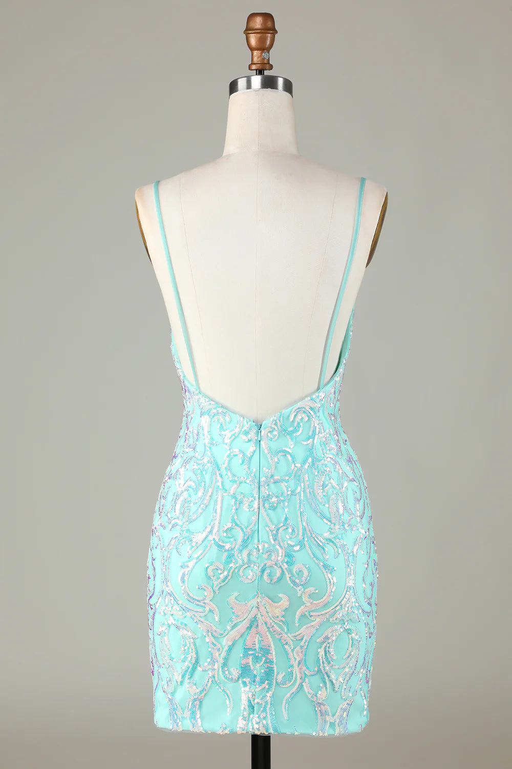 Luolandi Tight Glitter Spaghetti Straps Homecoming Dress V-neck Open Back Short Prom Dress