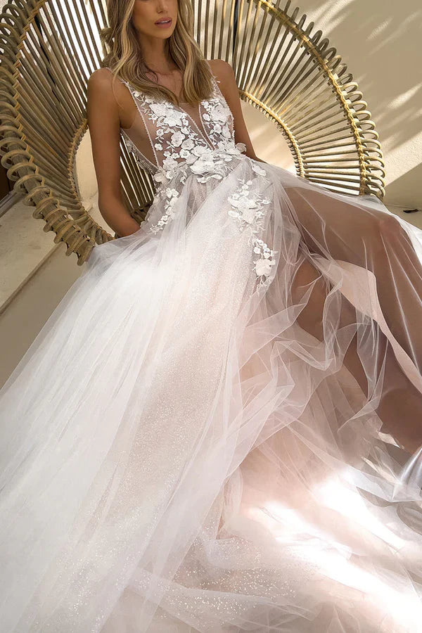 Luolandi A Line Charming V-neck Lace Applique Bohemian Wedding Bridal Dress With Slit Beautiful