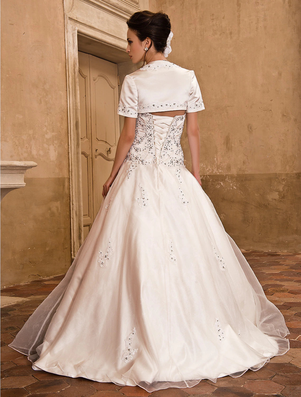 Luolandi Hall Wedding Dresses Ball Gown Strapless Short Sleeve Floor Length Satin Bridal Gowns With Beading