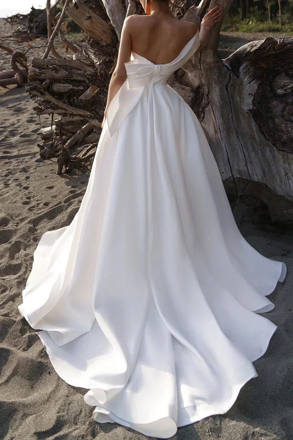Luolandi Leisure wedding dress in the lobby one shoulder satin pleated simple bride dress With Slit