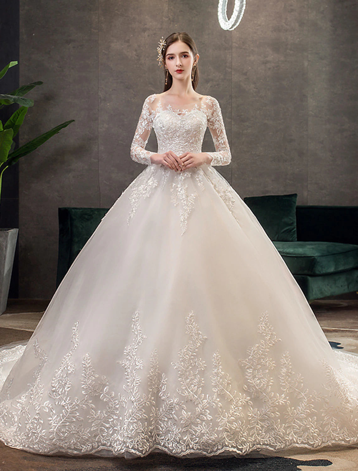 Luolandi Engagement Formal Fall Wedding Dresses Ball Gown Illusion Neck Long Sleeve Cathedral Train Lace Bridal Gowns