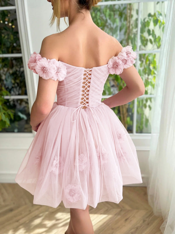 Luolandi A Line Strapless Short Tulle Homecoming Dress Off Shoulder Graduation Dress With Flowers
