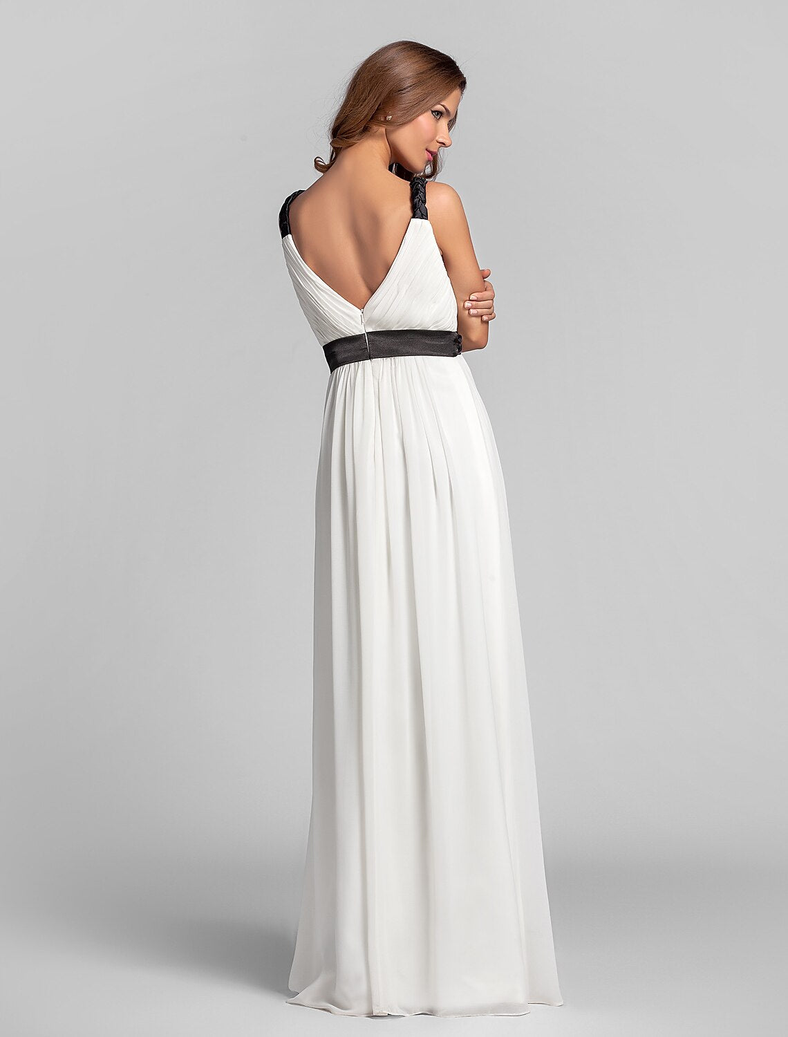 Luolandi Sheath / Column V Neck Floor Length Georgette Bridesmaid Dress with Sash