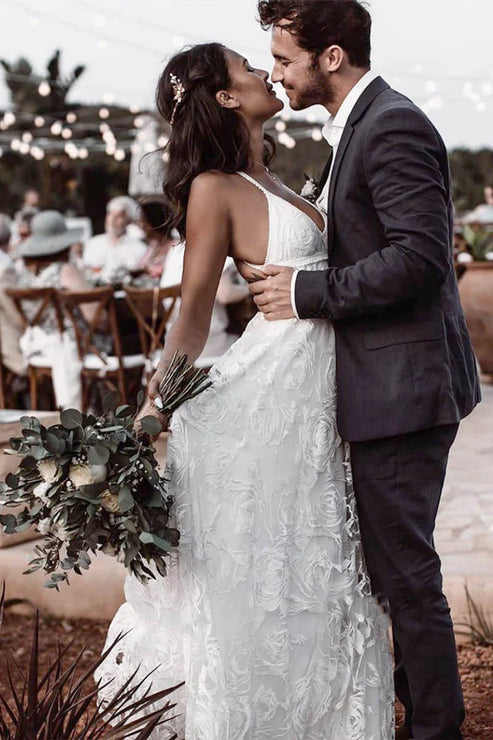 Luolandi Luxury Lace Chic Halter A-Line Bohemian Wedding Dress with Slit Bridal Gowns Sexy