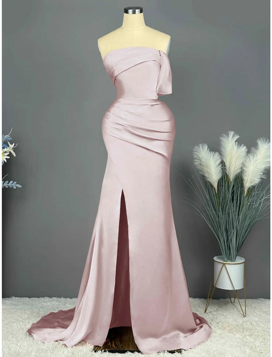 A-Line Evening Gown Elegant Dress Formal Sweep / Brush Train Sleeveless Strapless Satin with Pleats