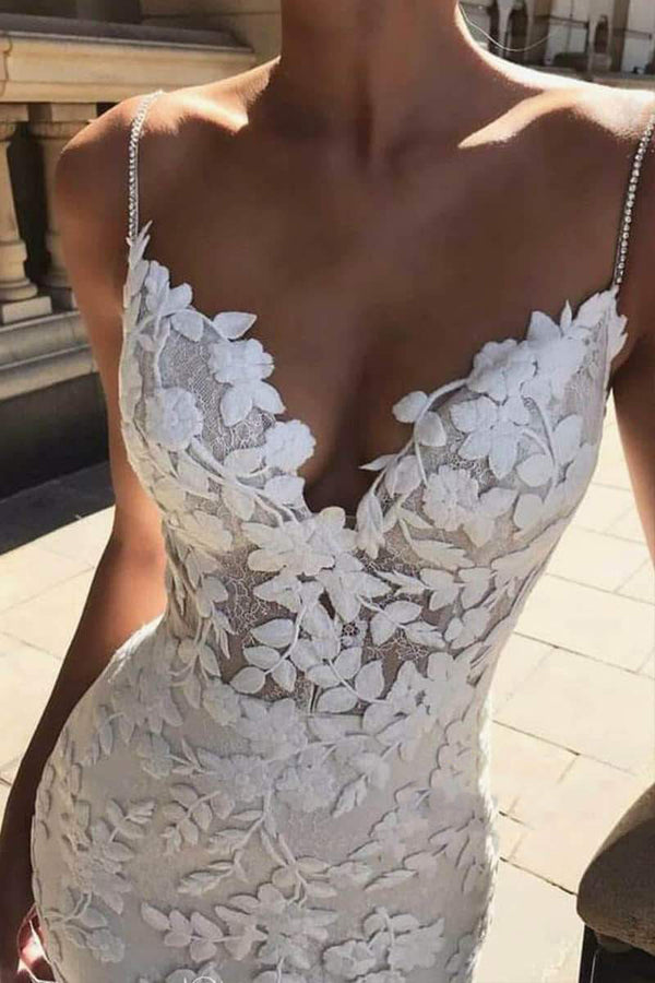 Luolandi Mermaid Spaghetti Straps V-neck Lace Wedding Dresses Open Back Sexy Beautiful
