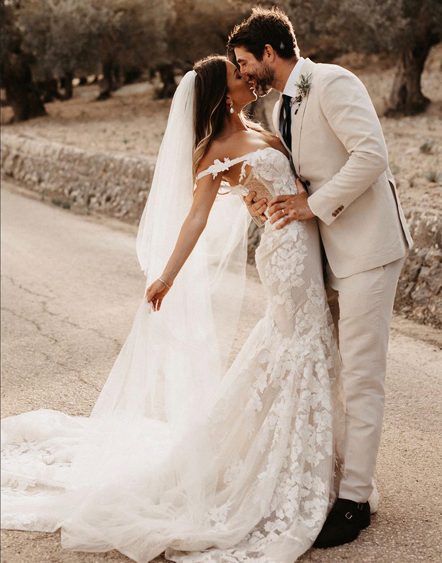 Luolandi Mermaid Wedding Dress with 3D Appliques Off Shoulder Beautiful Sexy