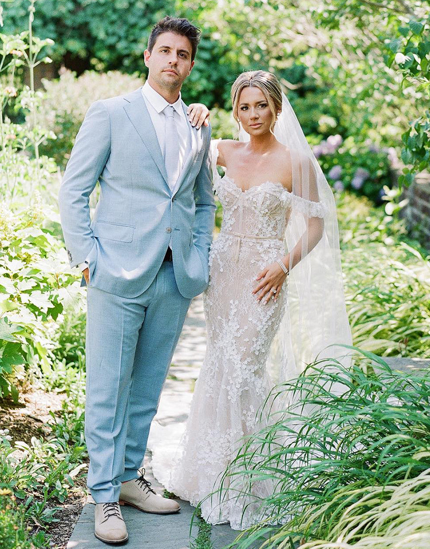 Luolandi Corset Style Slim Fit Sweetheart Tulle Bridal Wedding Gown Off Shoulder