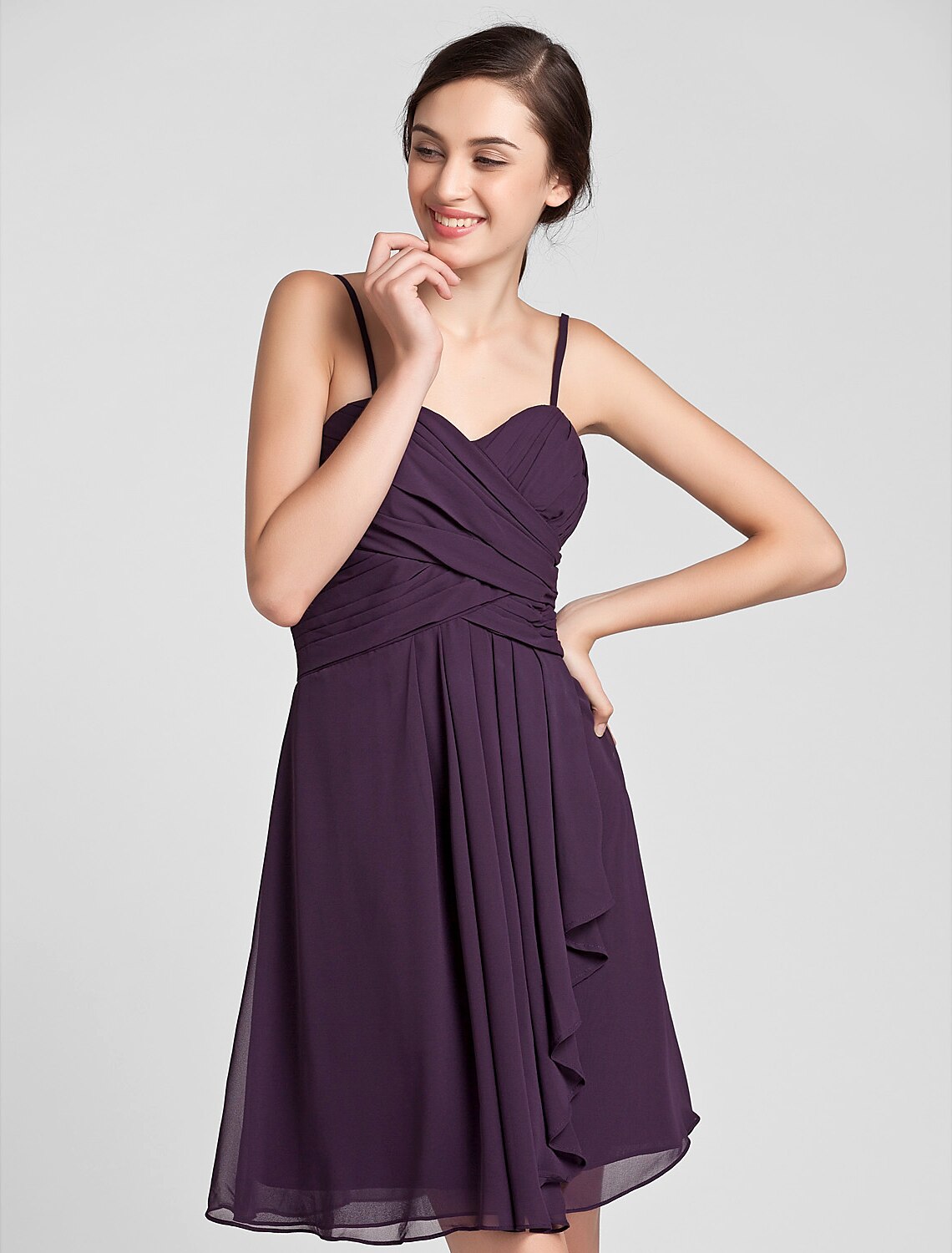 Luolandi Sheath / Column Sweetheart Neckline Knee Length Chiffon Bridesmaid Dress with Criss Cross