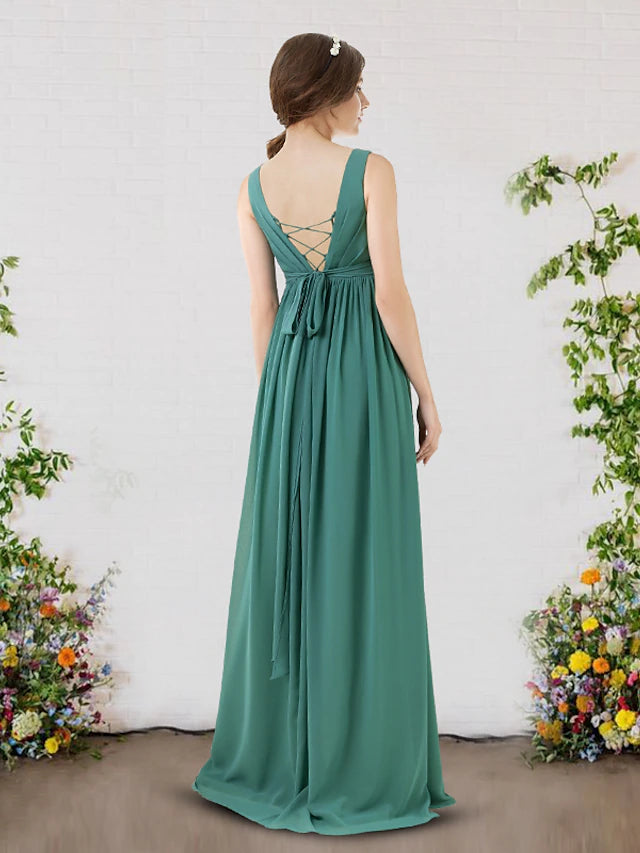 Luolandi A-Line Bridesmaid Dress V Neck Sleeveless Sexy Sweep / Brush Train Chiffon with Pleats Pure Color