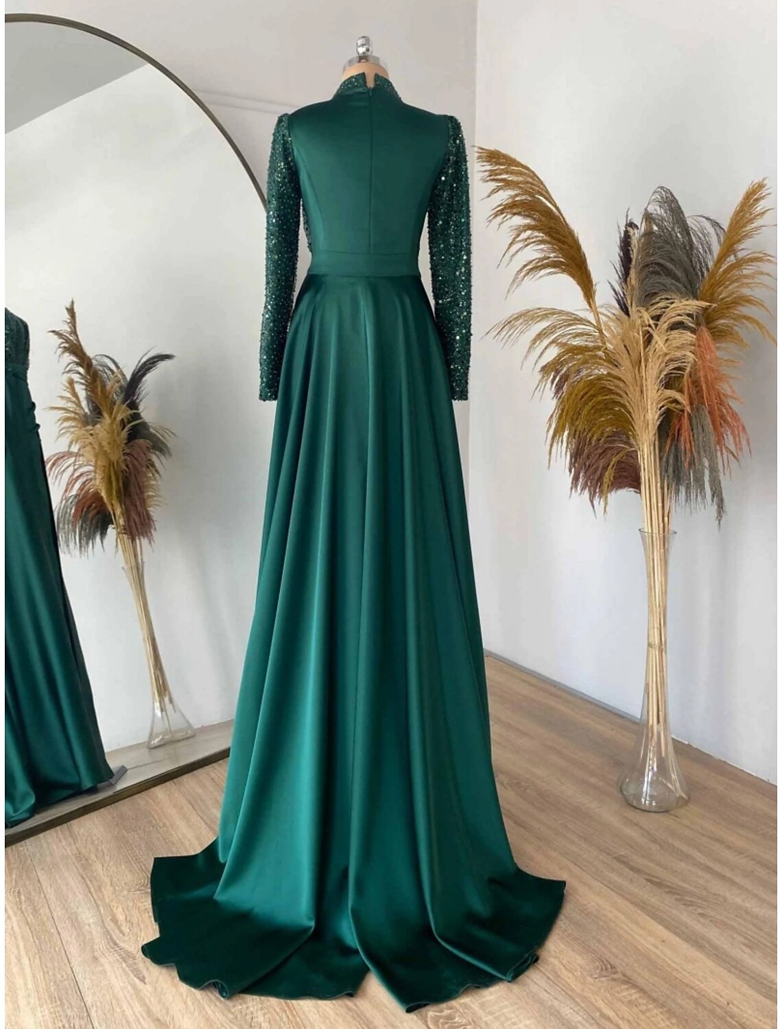 Luolandi Sheath / Column Evening Gown Sparkle & Shine Dress Formal Sweep / Brush Train Long Sleeve Jewel Neck Satin with Pleats