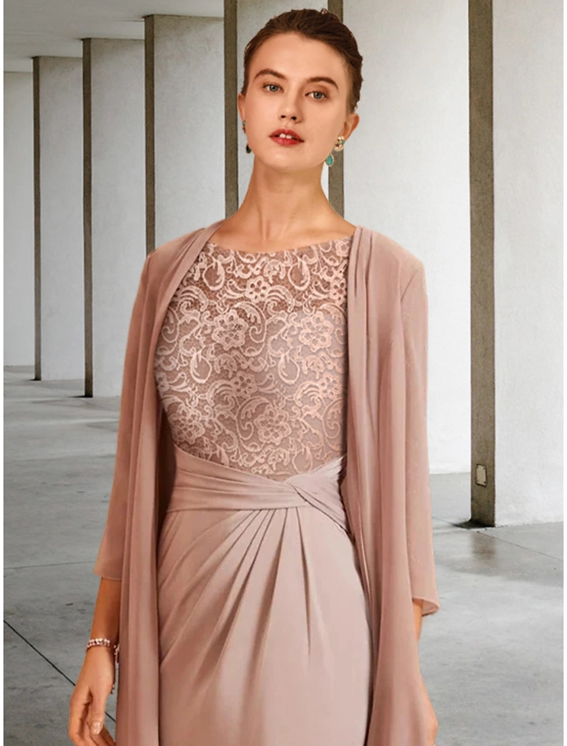 Luolandi A-Line Mother of the Bride Dress Wedding Guest Elegant Petite Scoop Neck Knee Length Chiffon 3/4 Length Sleeve with Lace Ruching
