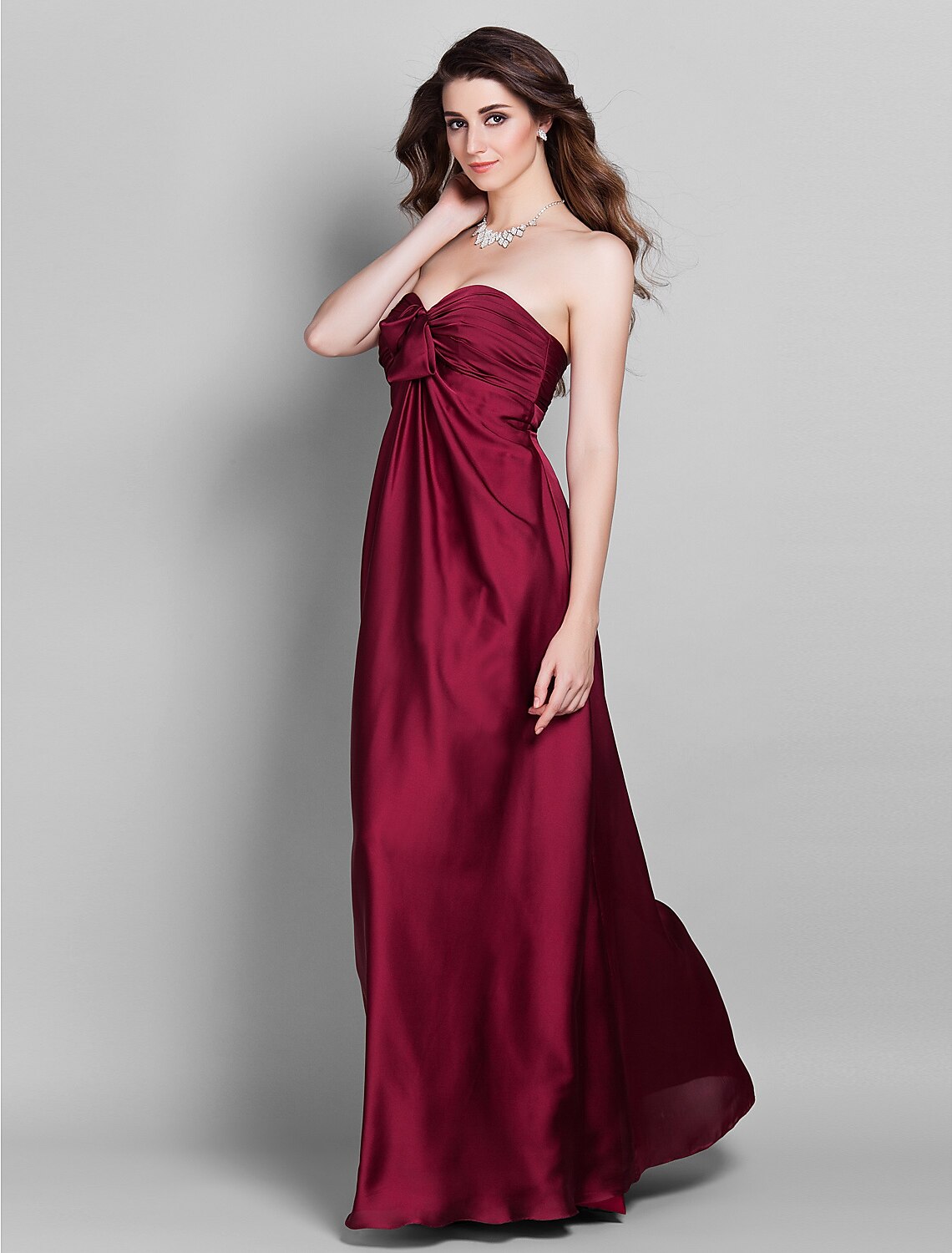 Luolandi Sheath / Column Bridesmaid Dress Sweetheart Sleeveless Open Back Floor Length Satin with Beading / Side Draping