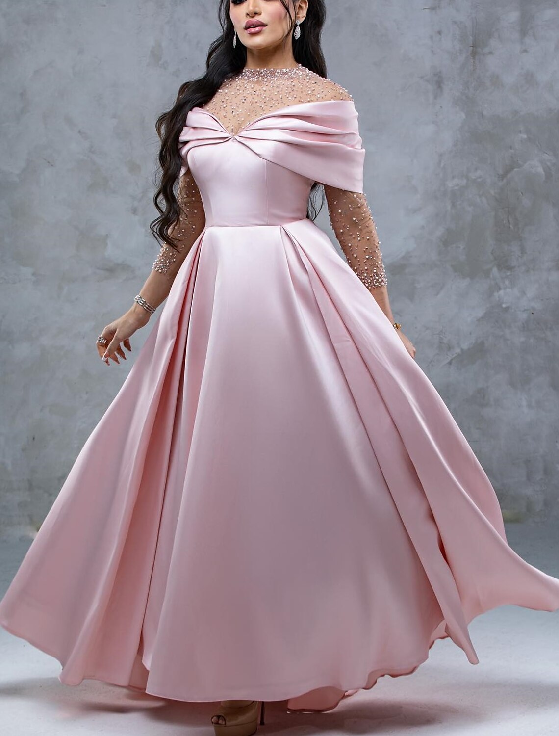 Luolandi A-Line Evening Gown Elegant Dress Formal Prom Floor Length Short Sleeve Sweetheart Satin with Ruched Pearls