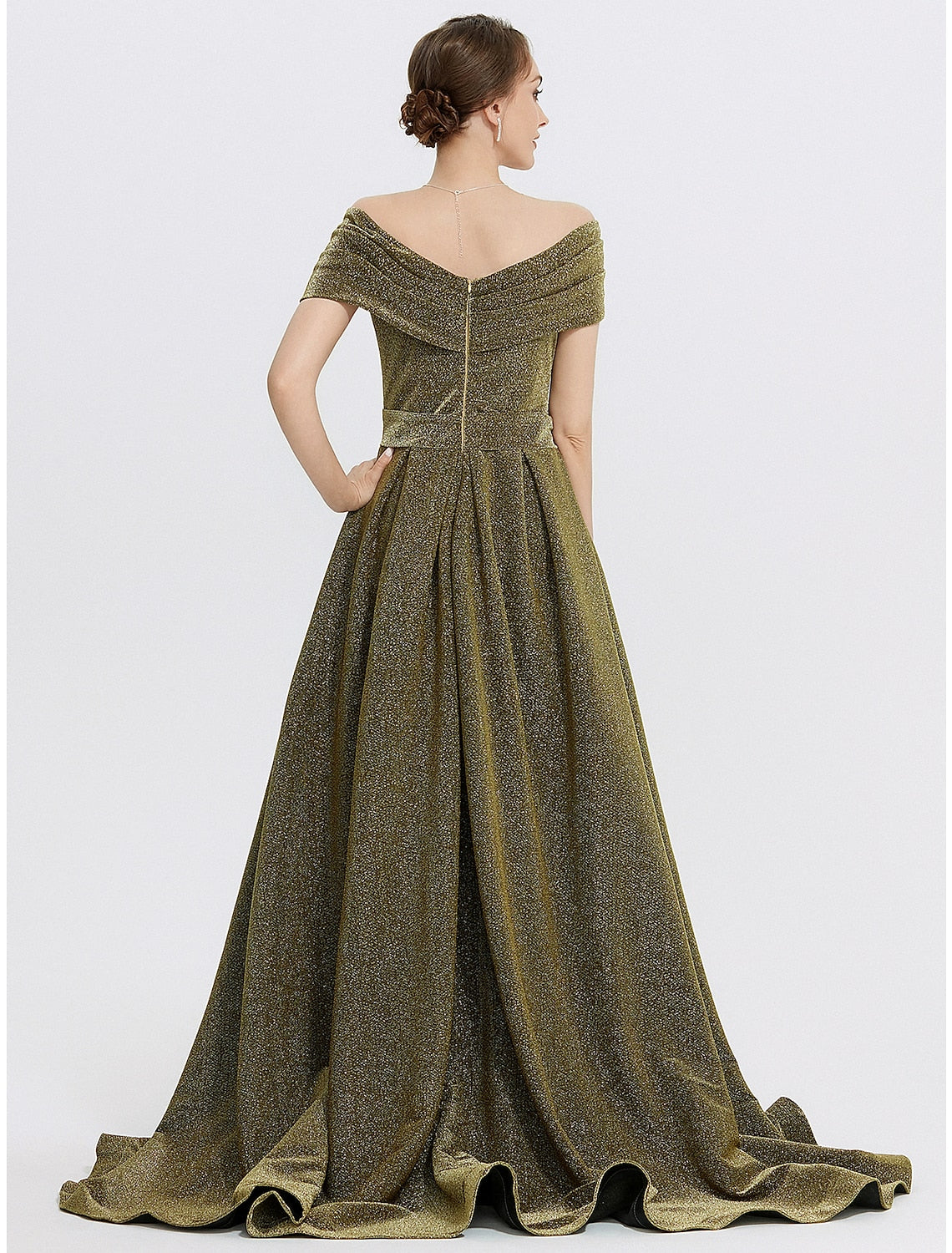 Luolandi A-Line Evening Gown Elegant Dress Formal Sweep / Brush Train Sleeveless Sweetheart Charmeuse