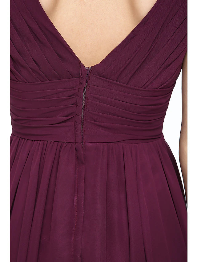 Luolandi A-Line Bridesmaid Dress V Neck Sleeveless Elegant Short / Mini Chiffon with Pleats Pure Color