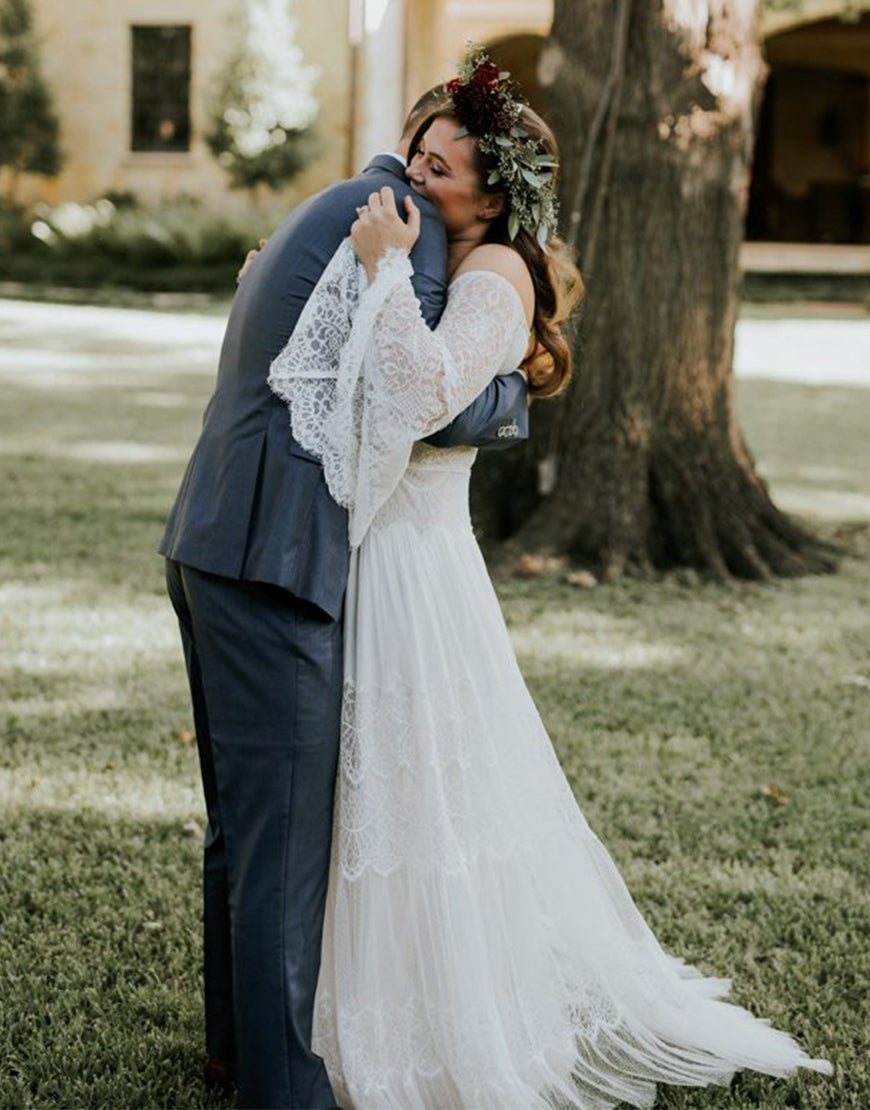 Luolandi Plus Size Lace Wedding Dress Floor Length Beautiful