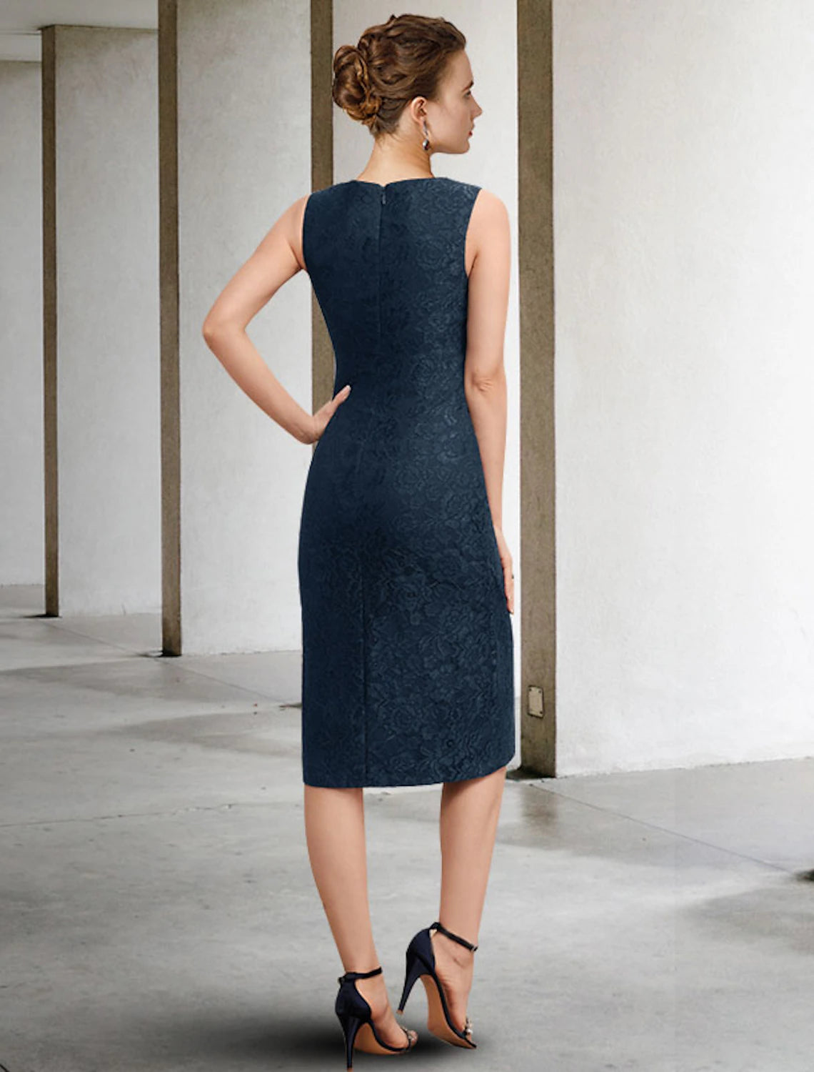 Luolandi Two Piece Sheath / Column Mother of the Bride Dress Wedding Guest Plus Size Elegant Jewel Neck Knee Length Chiffon Lace Sleeveless