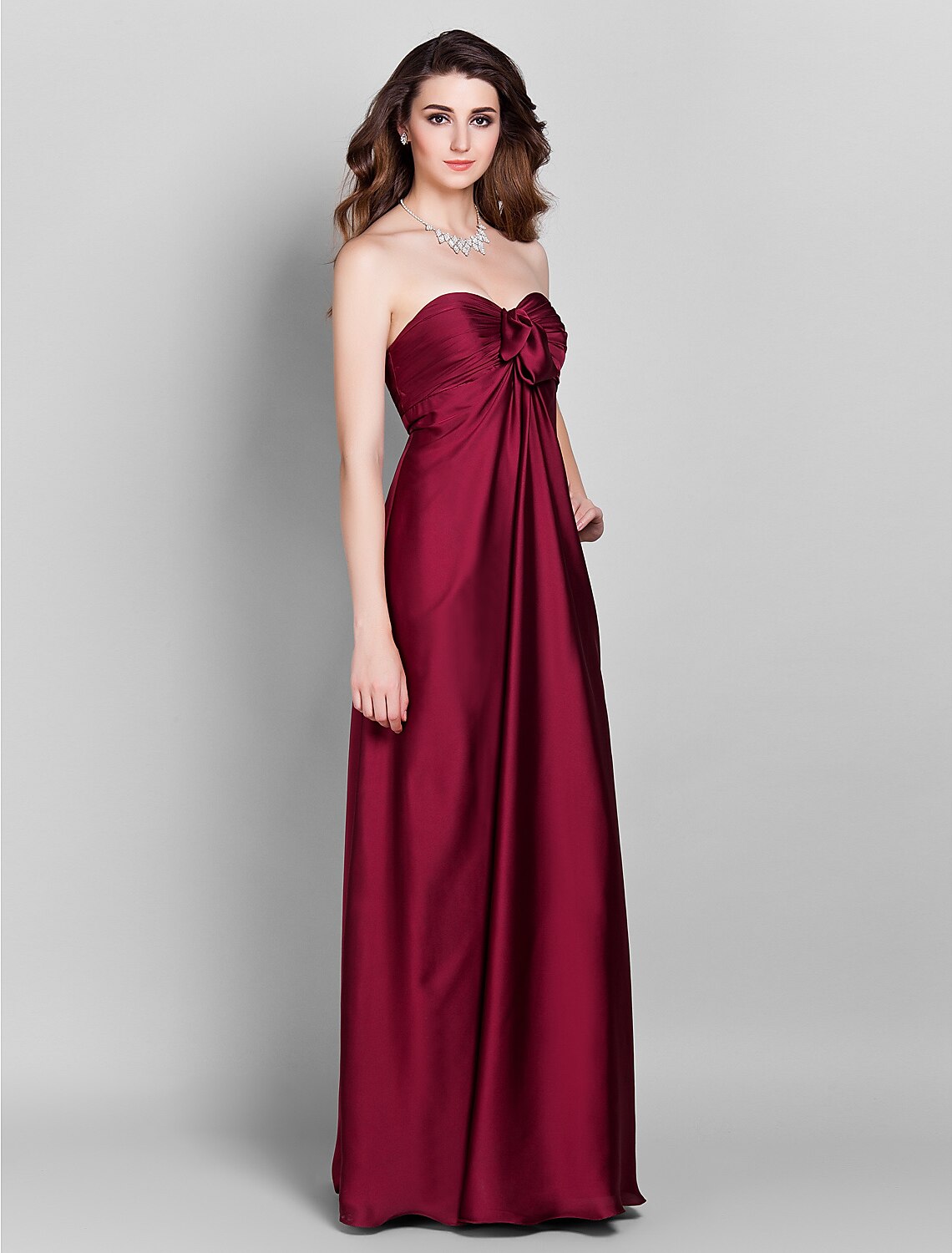 Luolandi Sheath / Column Bridesmaid Dress Sweetheart Sleeveless Open Back Floor Length Satin with Beading / Side Draping