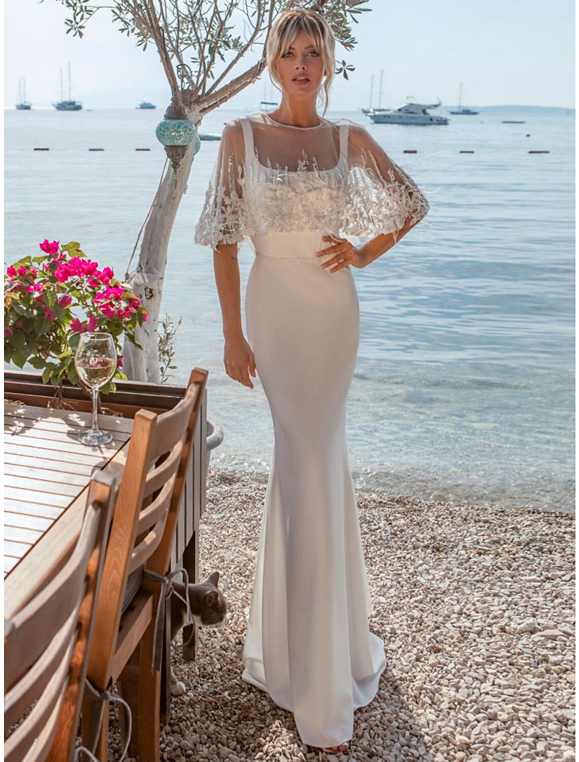 Luolandi Beach Open Back Casual Wedding Dresses Mermaid / Trumpet Square Neck Sleeveless Sweep / Brush Train Satin Bridal Gowns