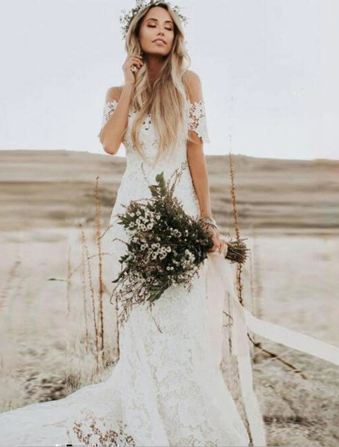 Luolandi Beach Boho Wedding Dresses Mermaid / Trumpet Off Shoulder Cap Sleeve Chapel Train Lace Bridal Gowns With Appliques