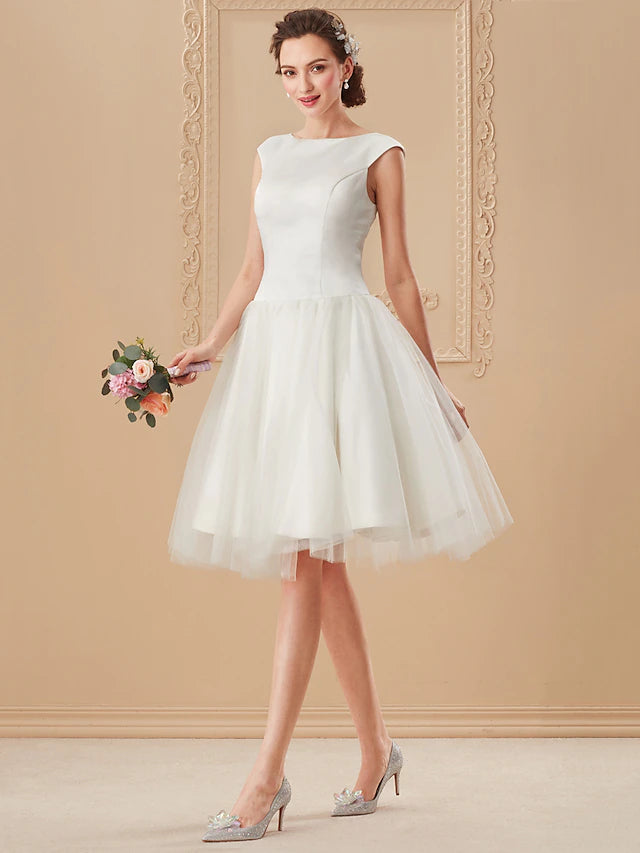 Luolandi Beach Little Dresses Wedding Dresses Knee Length A-Line Cap Sleeve Bateau Neck Satin