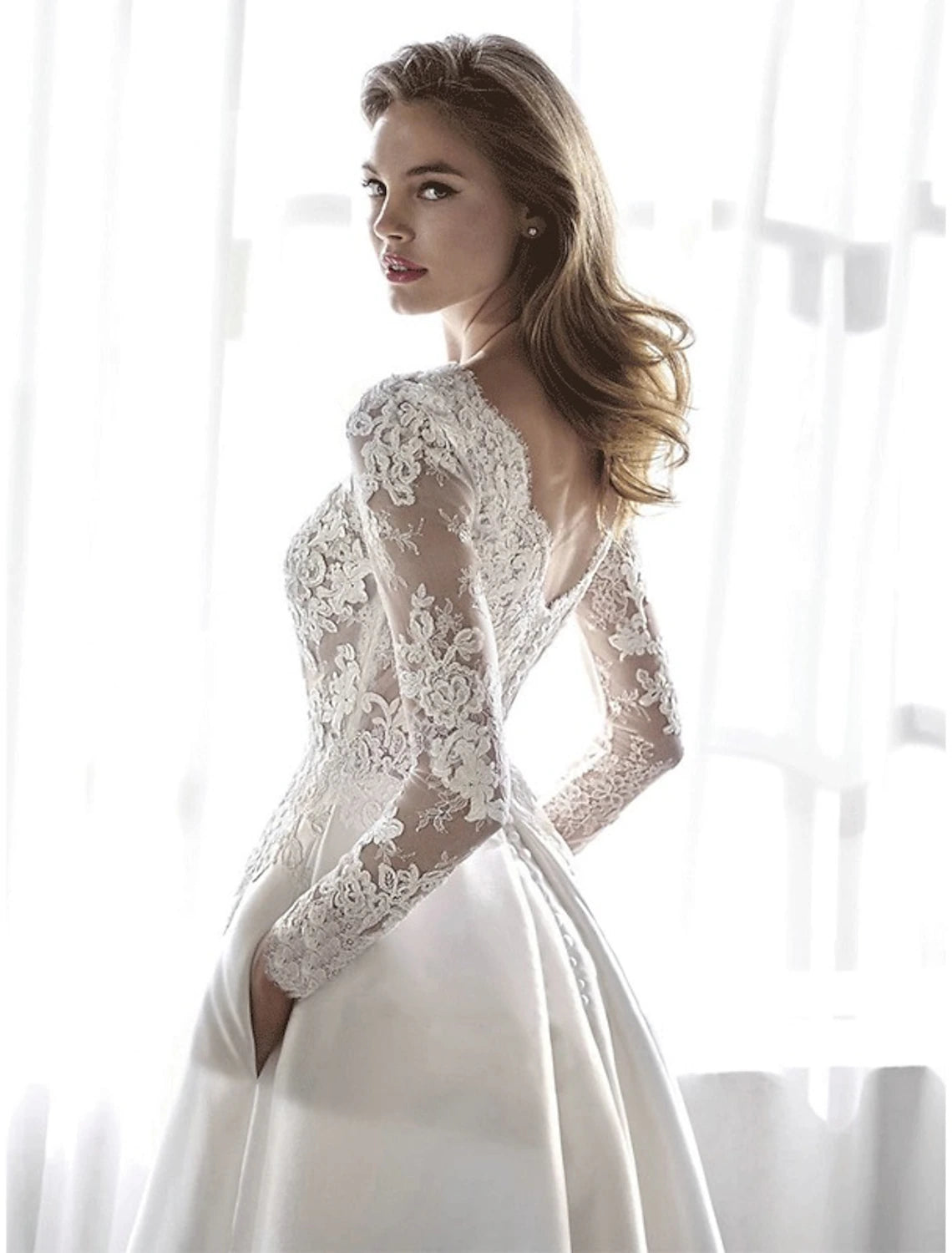 Luolandi Reception Formal Wedding Dresses A-Line Illusion Neck Long Sleeve Chapel Train Satin Bridal Gowns With Lace