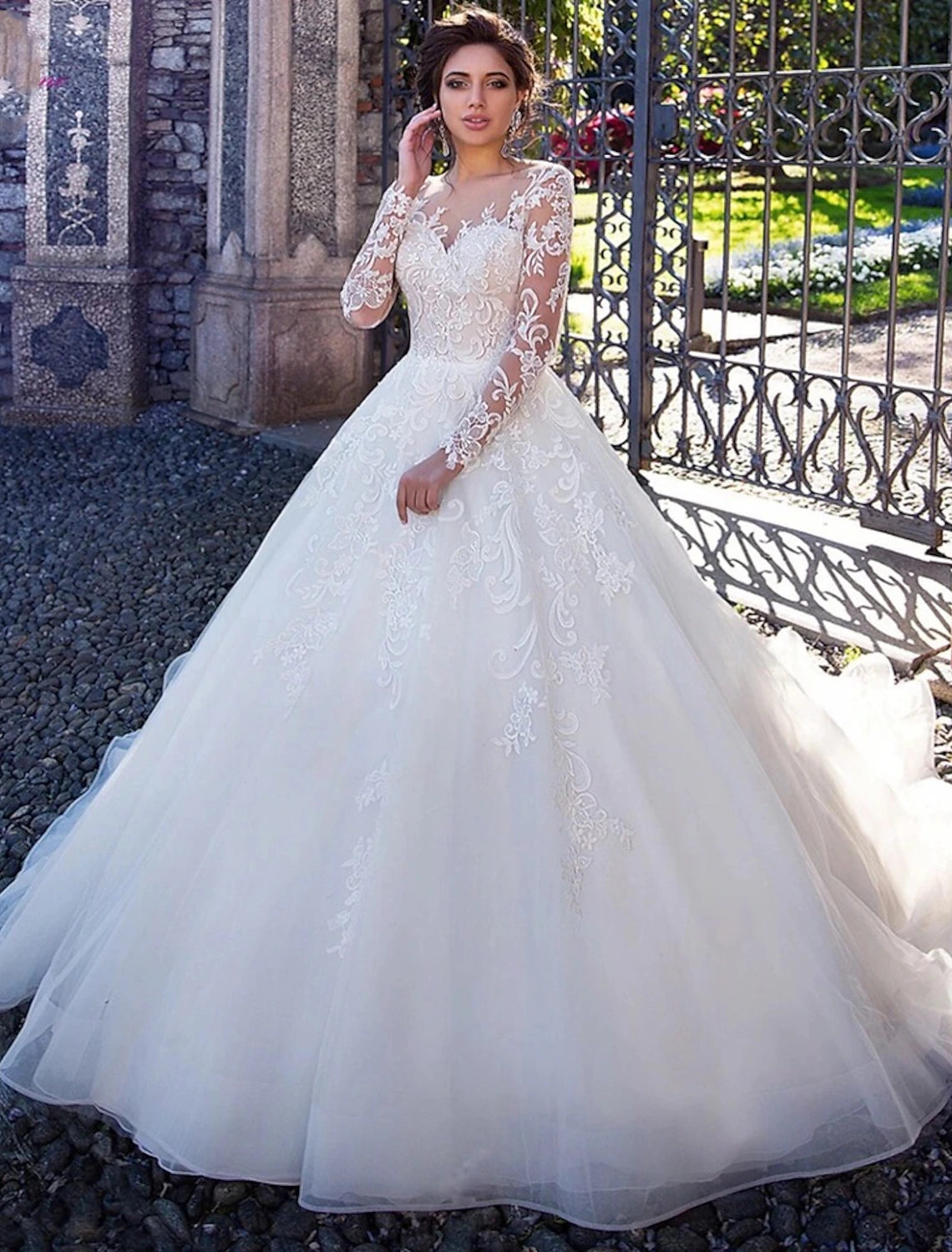 Luolandi Engagement Formal Fall Wedding Dresses Ball Gown Illusion Neck Long Sleeve Court Train Lace Bridal Gowns With Lace Appliques Wedding Party