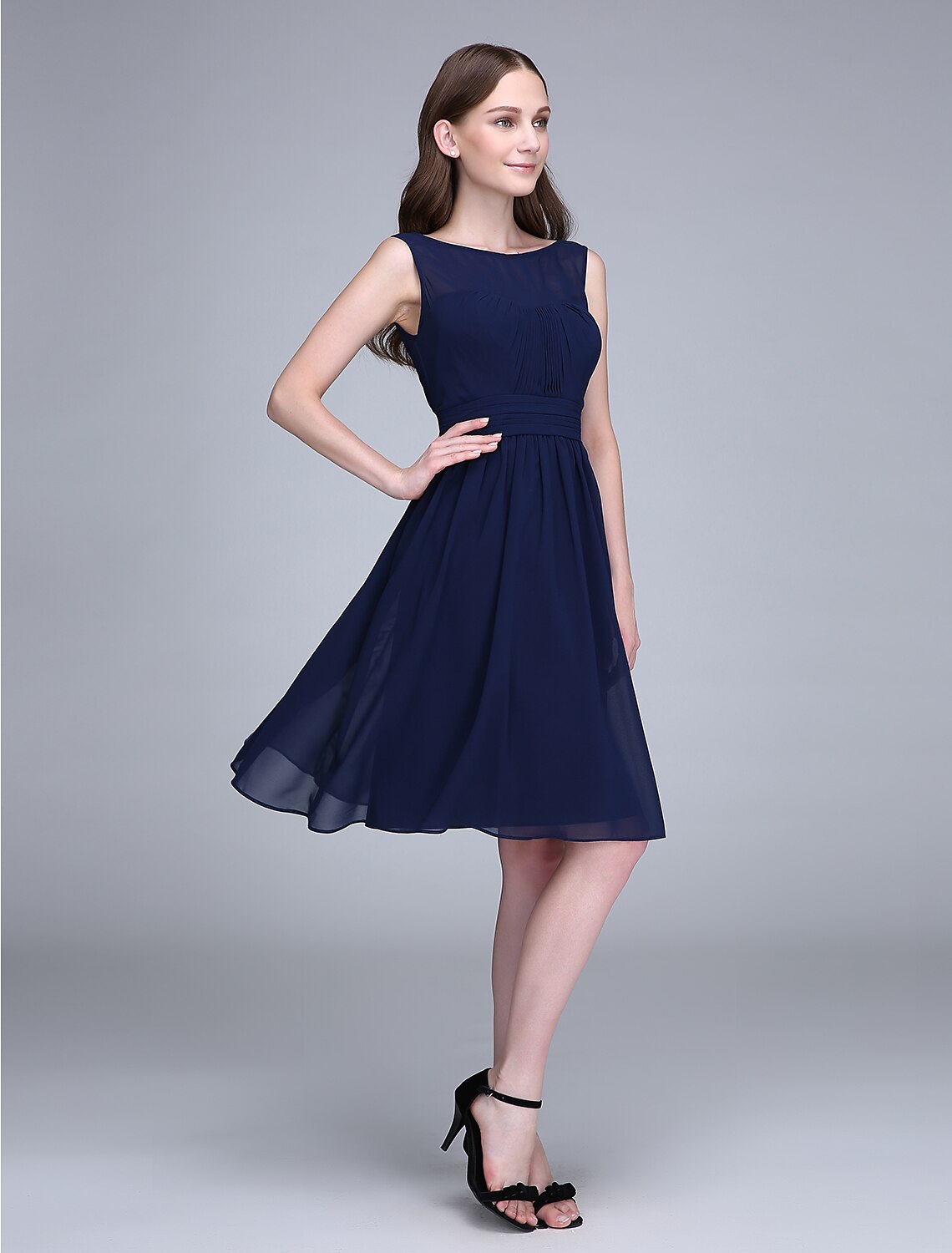 Luolandi Bridesmaid Dress Jewel Neck Sleeveless Knee Length Chiffon with Ruched