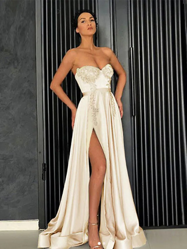 Luolandi A-Line Minimalist Elegant Party Wear Strapless Sleeveless Floor Length Satin Prom Dress with Pleats With Slit