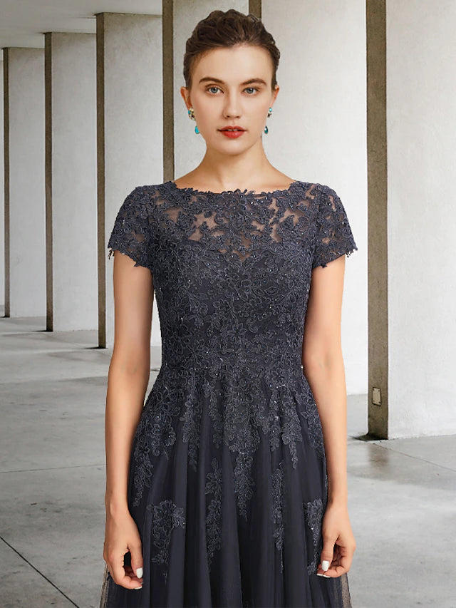 Luolandi Ball Gown Mother of the Bride Dress Luxurious Elegant Jewel Neck Floor Length Lace Tulle Short Sleeve with Crystals Appliques Ball Gown Mother of the Bride Dress Luxurious Elegant Jewel Neck Floor Length Lace Tulle Short Sleeve