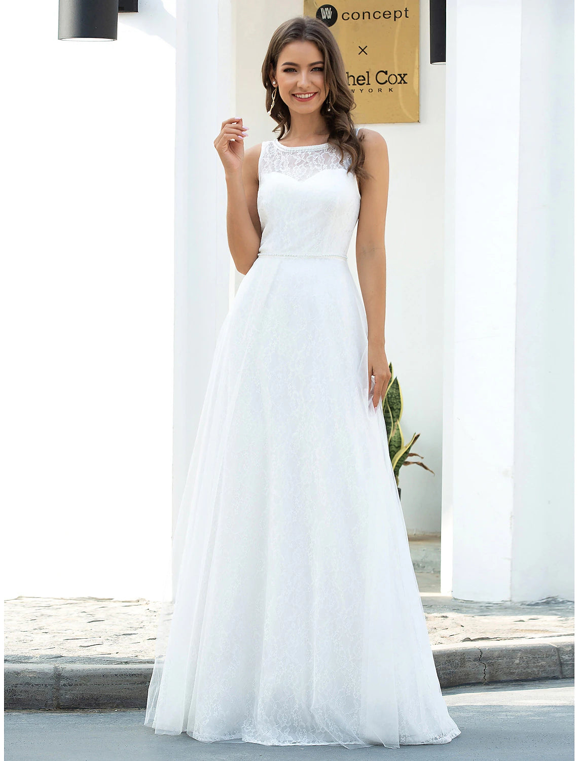 Luolandi Long Beach Wedding Dresses A-Line Scoop Neck Sleeveless Floor Length Lace Bridal Gowns With Lace