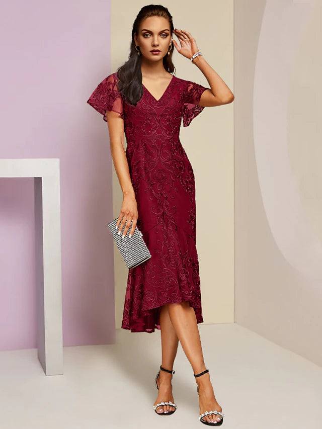 Luolandi Sheath / Column Mother of the Bride Dress Wedding Guest Party Elegant V Neck Tea Length Lace Short Sleeve with Pleats