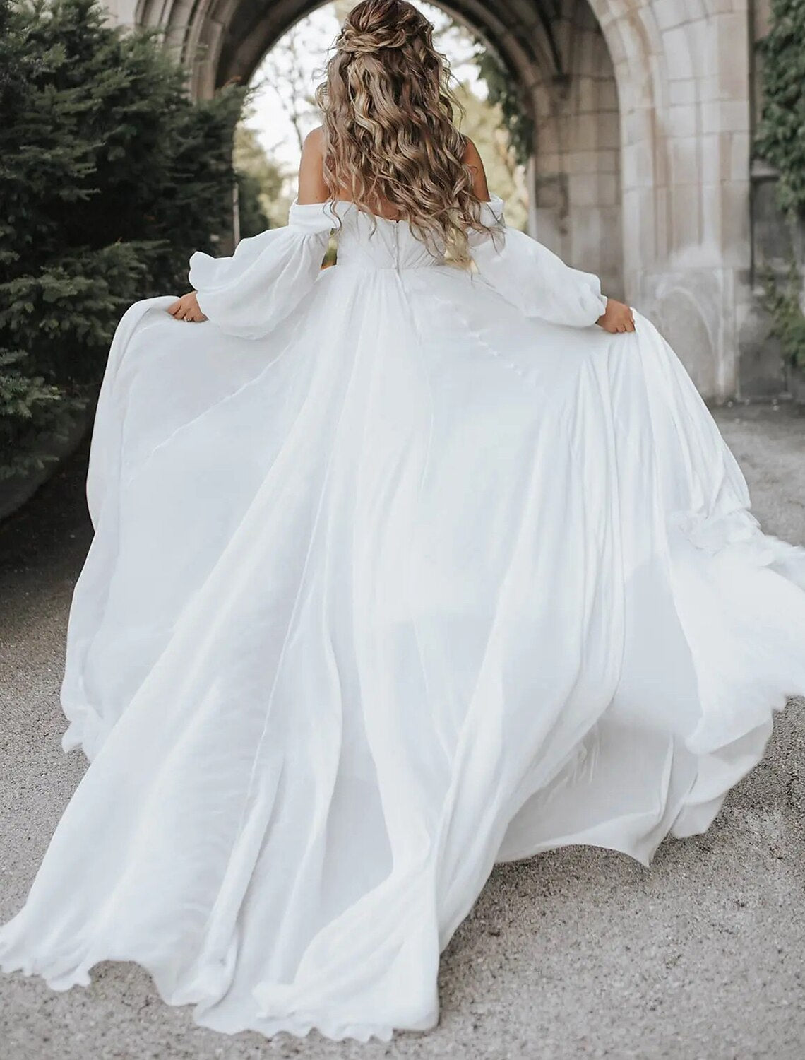 Luolandi Beach Wedding Dresses A-Line Off Shoulder Long Sleeve Chapel Train Chiffon Bridal Gowns With Split Front Solid