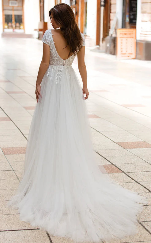 Luolandi Sexy A Line Plunging Neckline Tulle Sweep Train Wedding Dress with Appliques Beautiful