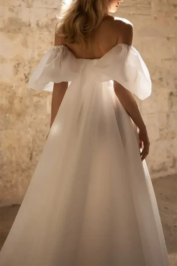 Luolandi Line Sweetheart Short sleeved Countryside Wedding Dress Paired with Palace Train Off Shoulder With Slit