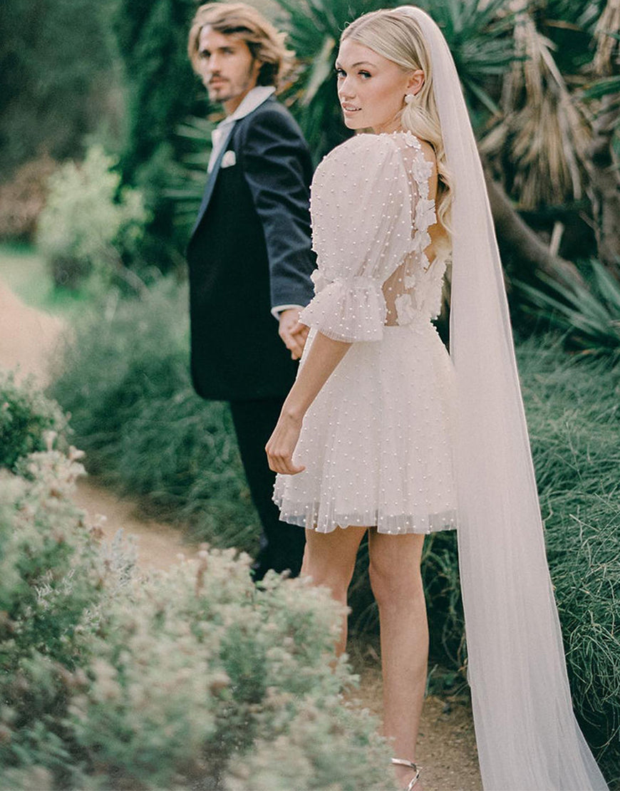 Luolandi Vintage Short Wedding Dress with Sleeves V-neck Sexy With Flowers