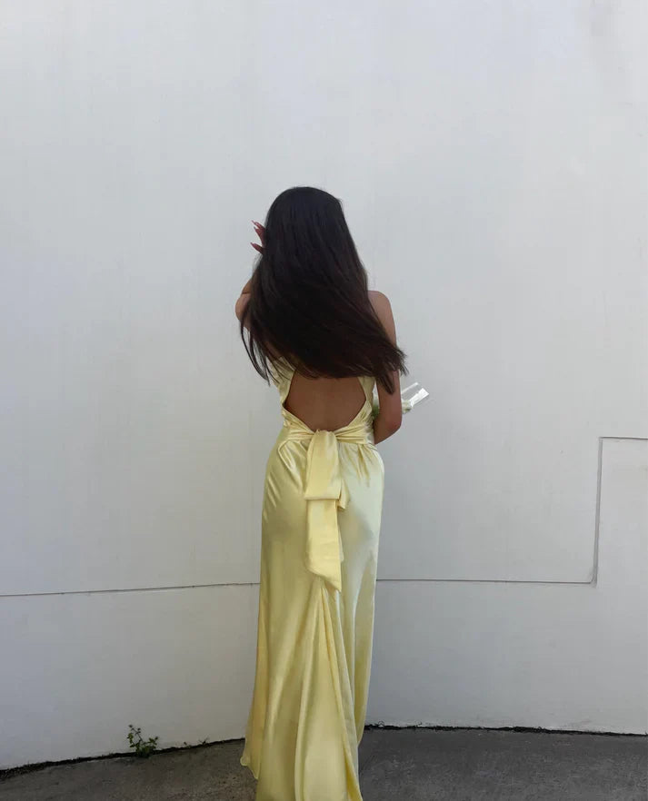 Luolandi Elegant V-neck Sleeveless Yellow Satin Long Formal Prom Dress Simple Party Evening Gowns Fashion Graduation Dress