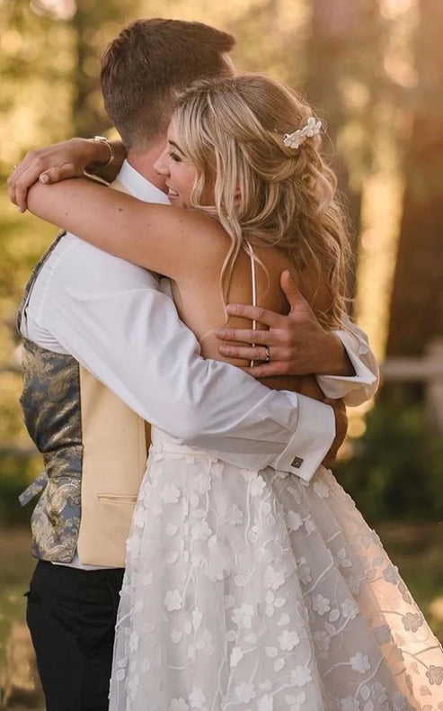 Luolandi Spaghetti Straps A-Line Satin Elegant Wedding Dress Sleeveless With Court Train