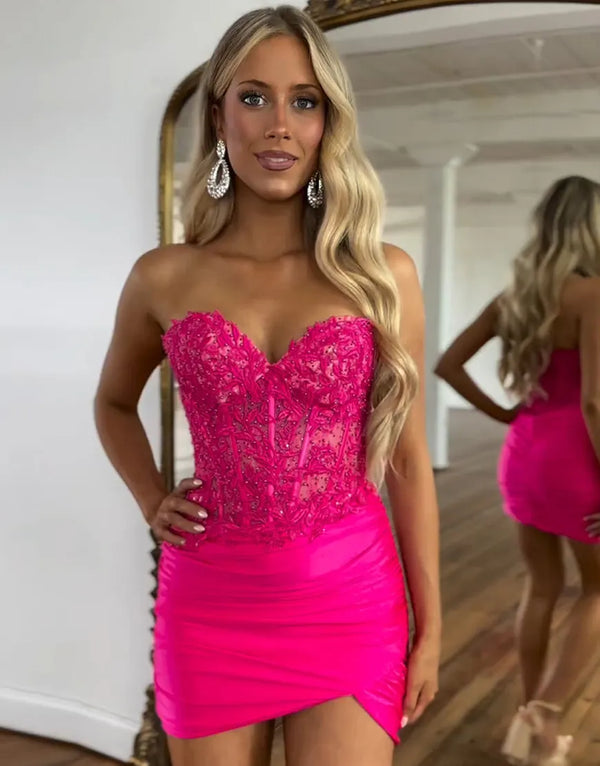 Luolandi Sparkly Strapless Beaded Appliques Tight Homecoming Dress Charming Party Dress