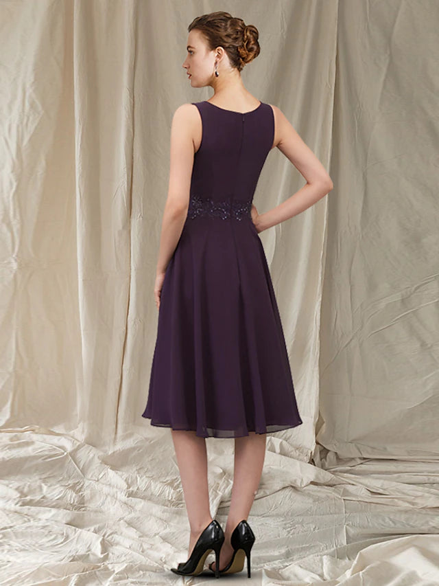 Luolandi Two Piece Sheath / Column Mother of the Bride Dress Church Elegant Jewel Neck Knee Length Chiffon Lace Sleeveless