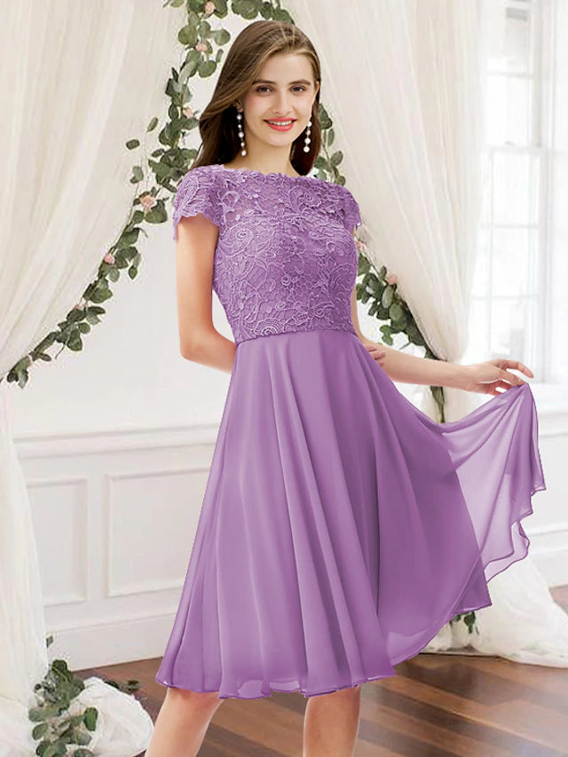 Luolandi A-Line Bridesmaid Dress Jewel Neck Sleeveless Elegant Knee Length Chiffon / Lace