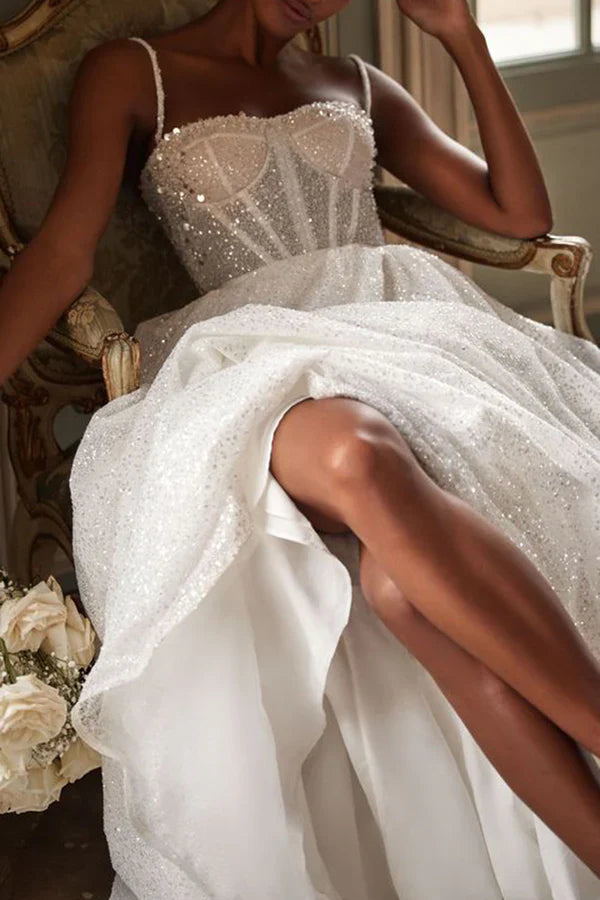 Luolandi A Sweetheart Pearl Countryside Style Wedding Dress with Sweeping Train Sparkly Beautiful