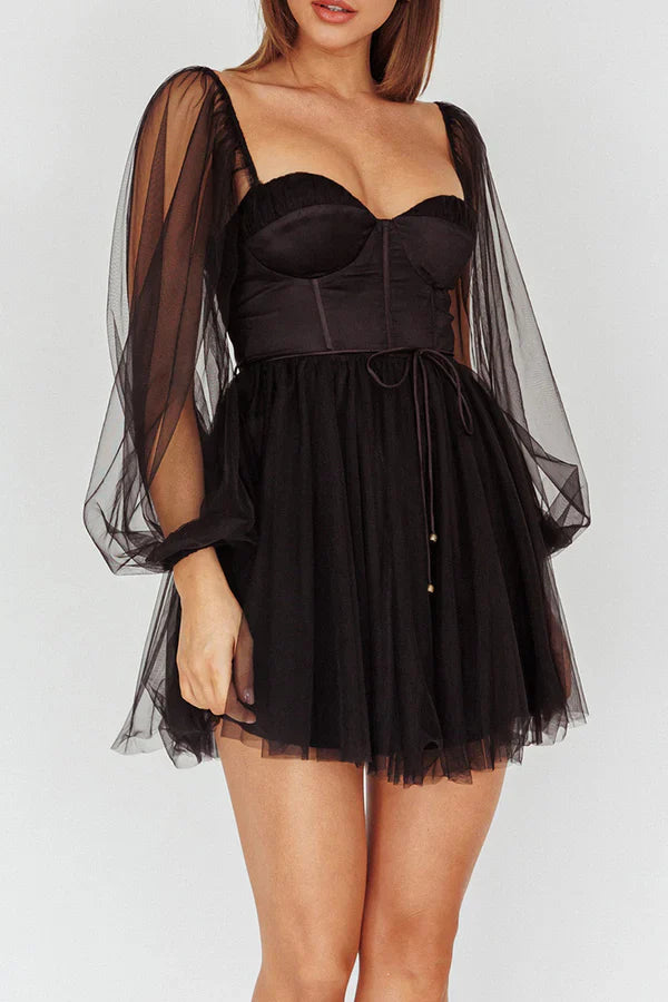Luolandi A line Sweetheart Long sleeved Black Short Homecoming Dresses Sexy