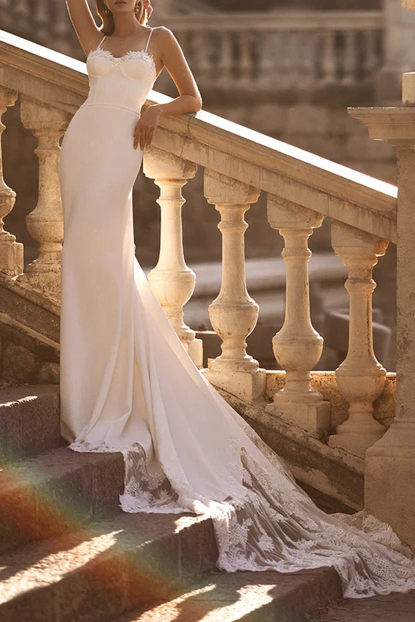 Luolandi Romantic Fine Shoulder Strap Lace Applique Palace Train Fishtail Wedding Dress Beautiful