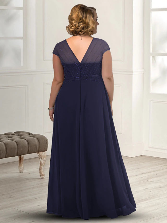 Luolandi Sheath / Column Mother of the Bride Dress Plus Size Elegant V Neck Floor Length Chiffon Sleeveless with Beading