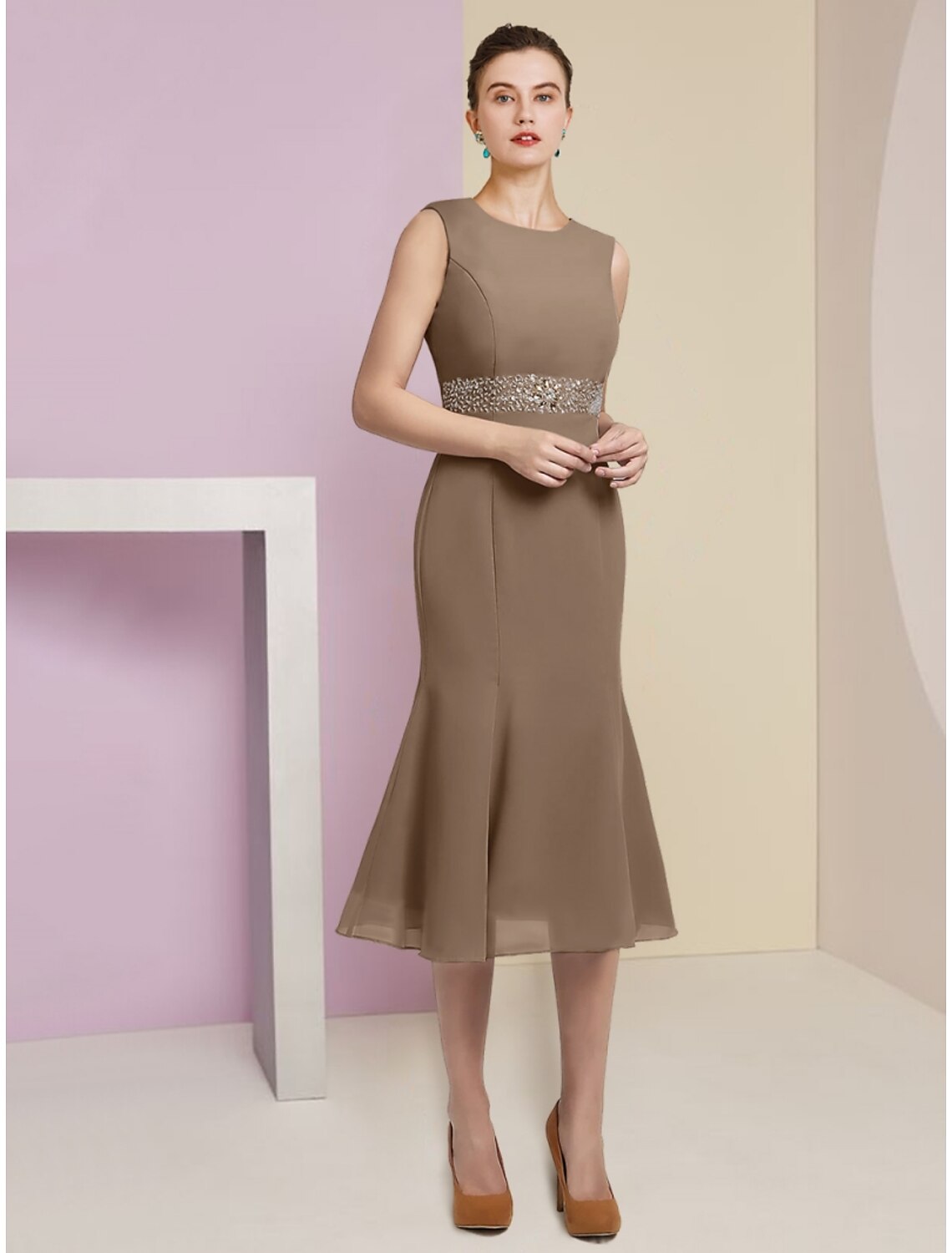 Luolandi Mermaid / Trumpet Mother of the Bride Dress Wedding Guest Elegant Scoop Neck Tea Length Chiffon Long Sleeve with Crystals