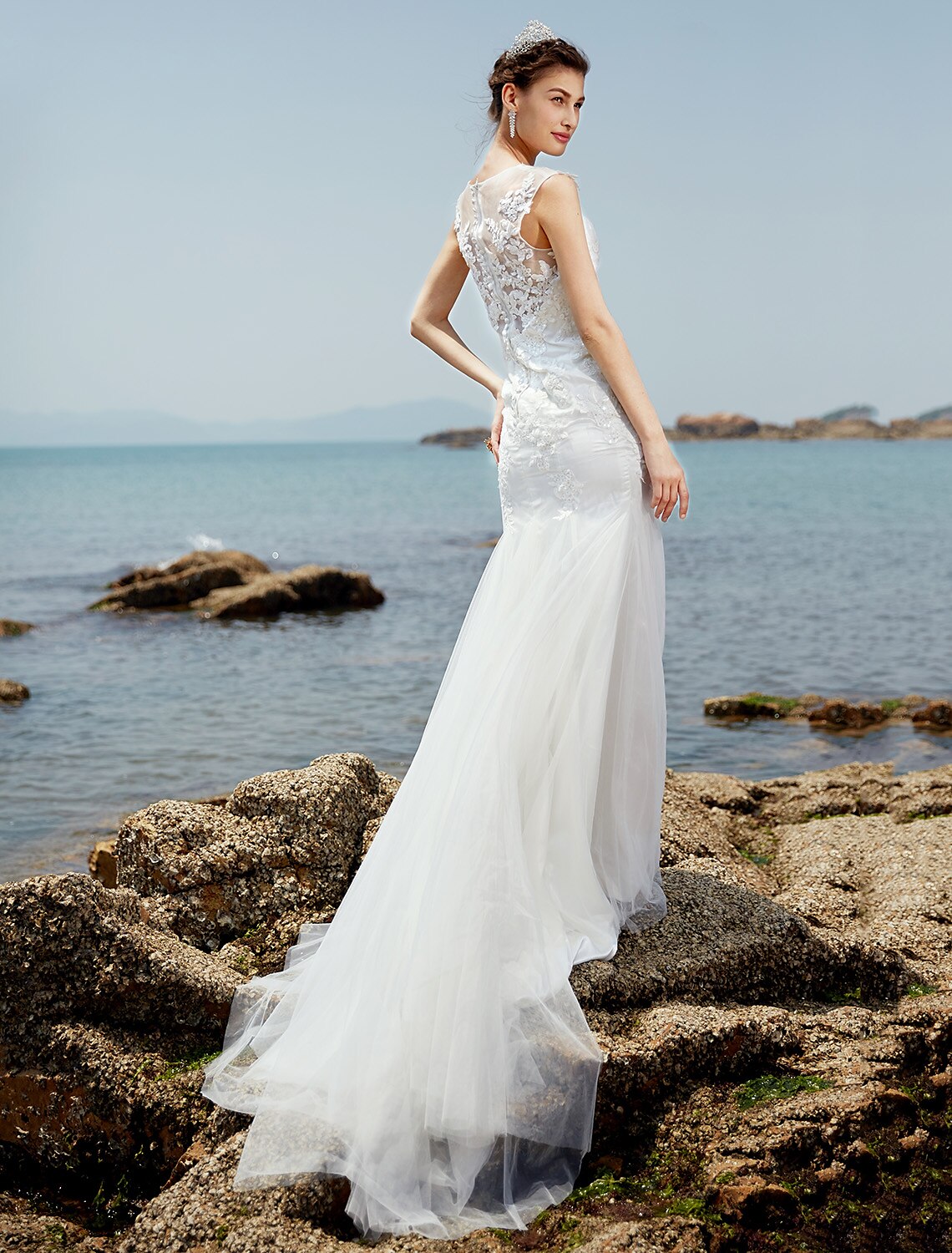 Luolandi Mermaid / Trumpet Bateau Neck Sweep / Brush Train Lace / Tulle Made-To-Measure Wedding Dresses with Lace